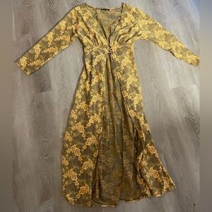 Elegant Yellow Lace Maxi Dress